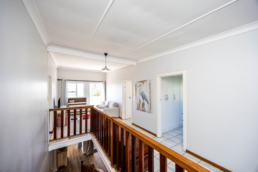 To Let 4 Bedroom Property for Rent in Kidds Beach Eastern Cape